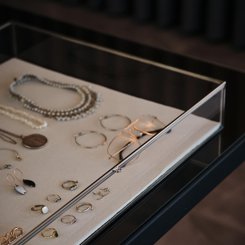 Jewelry Display Case | Glass Showcase Cabinet | Large Counter Stand | Silver | Necklace, Bracelet & Wedding Accessory Storage Box