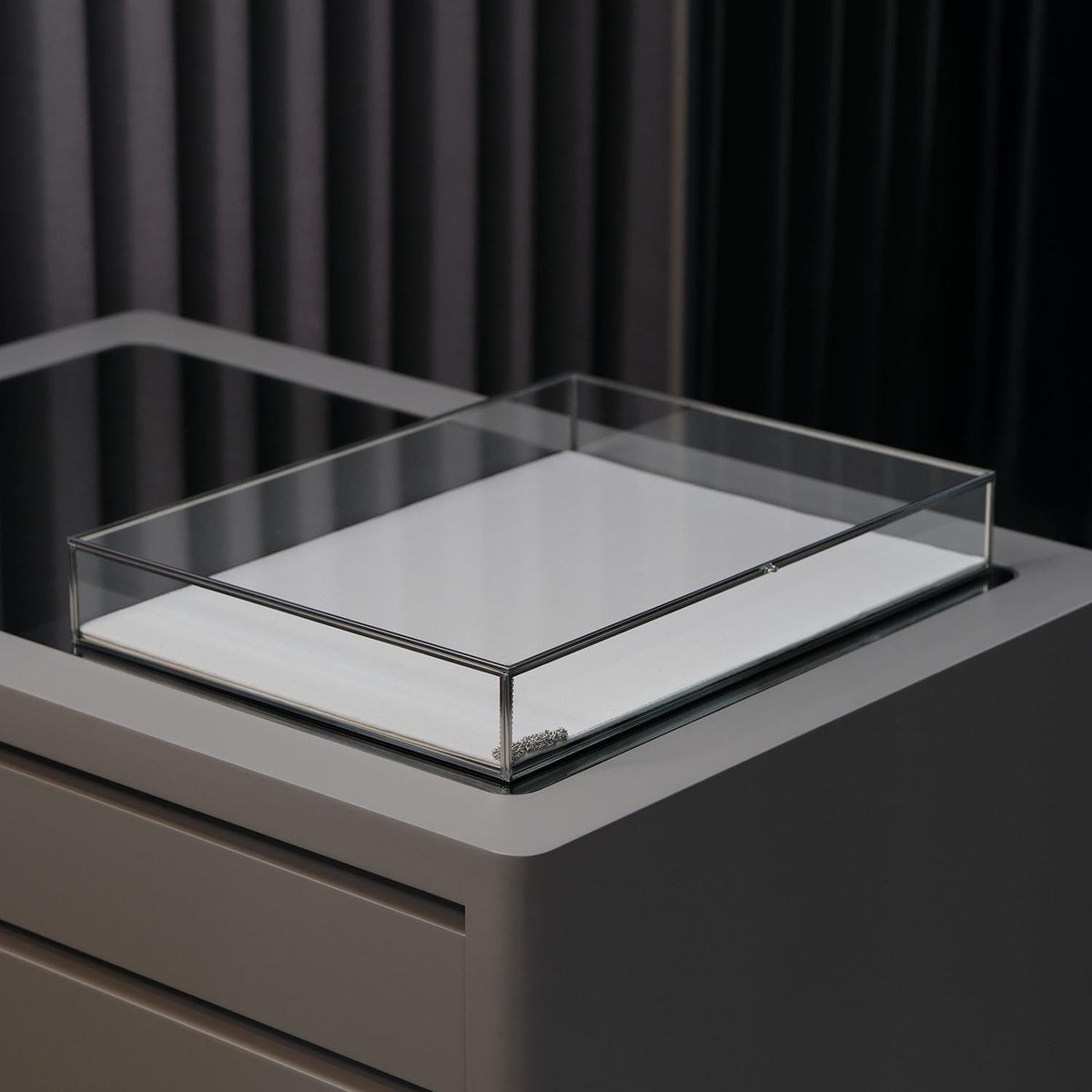 Jewelry Display Case | Glass Showcase Cabinet | Large Counter Stand | Silver | Necklace, Bracelet & Wedding Accessory Storage Box