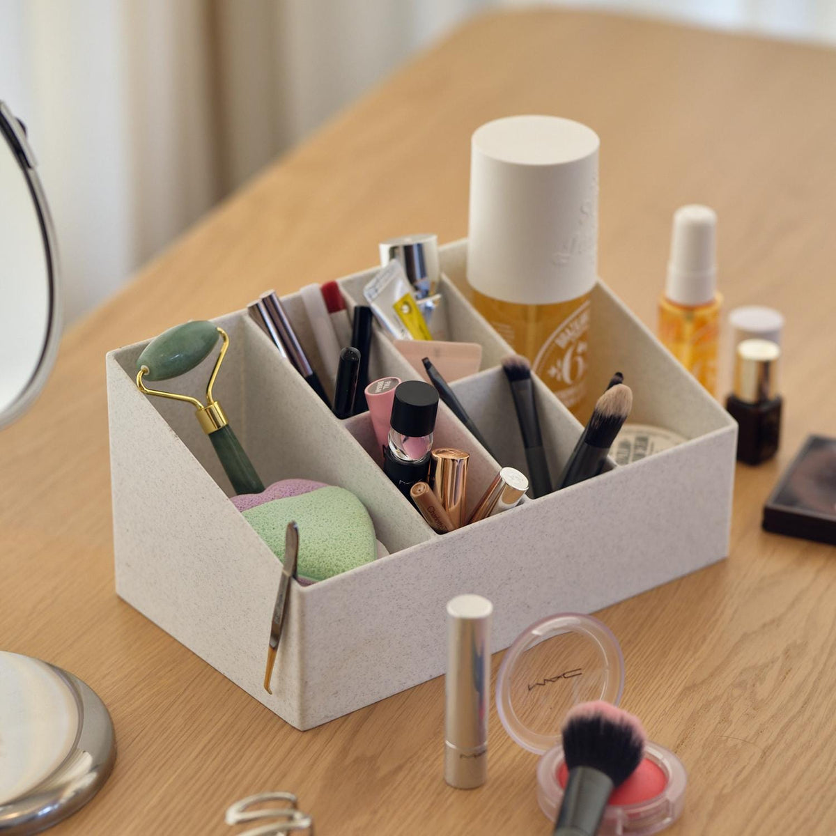 3D Printed Marble Makeup Organizer, PLA Vanity Storage, Angled Cosmetic and Skincare Holder, Minimal Desk Organizer