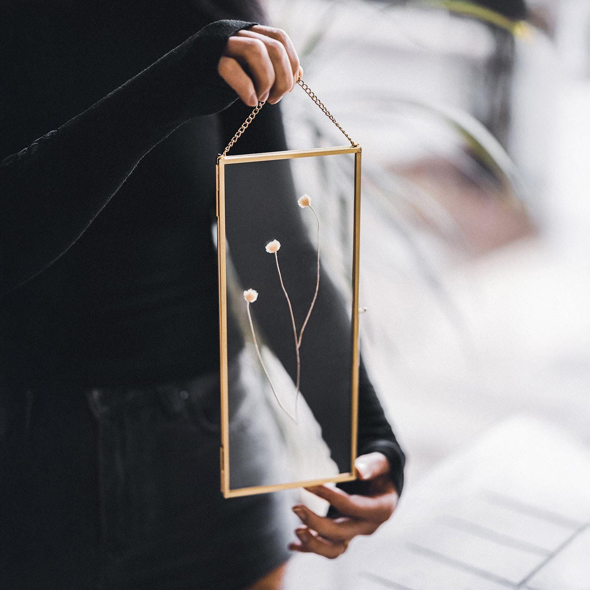 12x4 inch | Picture | Photo Frames | Pressed Flowers | With Chain | Glass | Brass & Gold