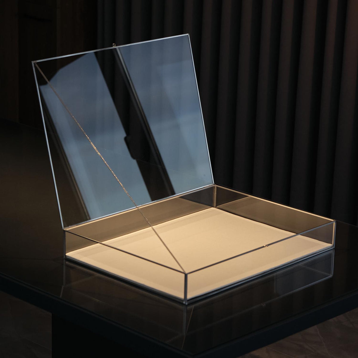Jewelry Display Case | Glass Showcase Cabinet | Large Counter Stand | Silver | Necklace, Bracelet & Wedding Accessory Storage Box