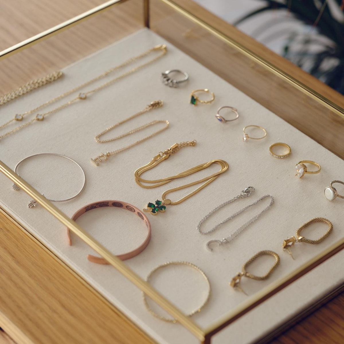 Elegant JEWELRY DISPLAY SHOWCASE Box – Unique Handmade Gold Brass Display Case - Minimalist Linen Based Jewelry Organizer Or Box For Gift